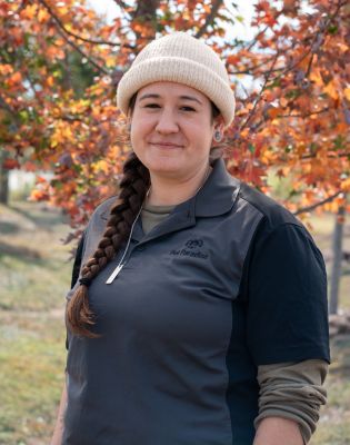 a woman in a hat